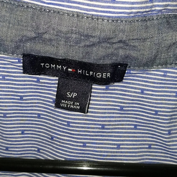 Button down shirt - Picture 2 of 4